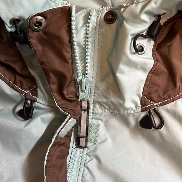 Columbia Packable Rain Jacket Size XL - Picture 9 of 12